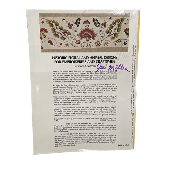 Vintage 1977 Historic Floral & Animal Designs For Embroiderers & Craftsmen - Picture 2 of 6